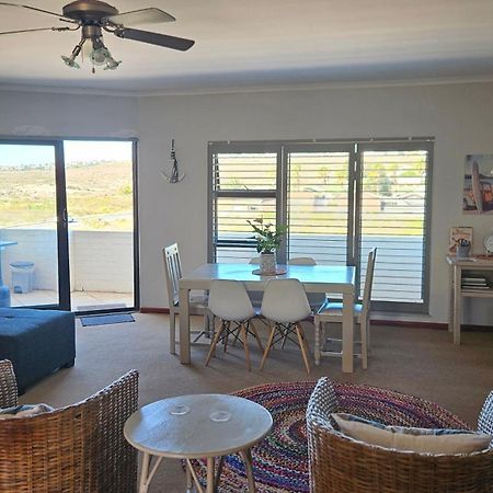 Madriko 36 Cozy Self Catering 2 Bedroom Apartment Langebaan Kültér fotó